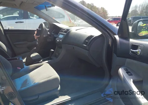 2005 Honda Accord 2.4 Ex from USA, damaged, VIN 1HGCM56735A188955